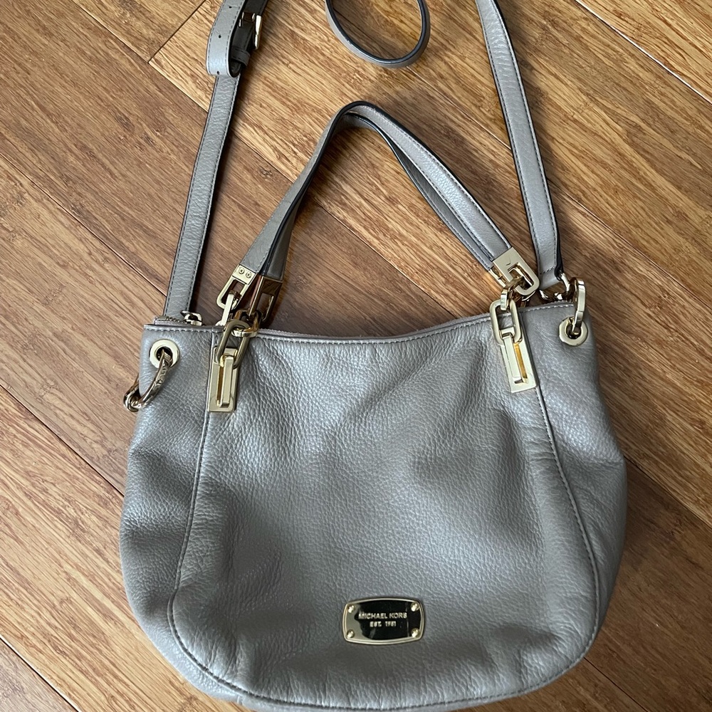 Michael Kors Pebble Taupe Leather Purse with Gold Details